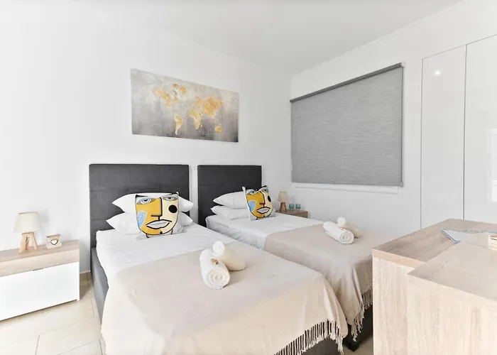 Mycyprusstay-kasandra Luxury 2 Bedroom Townhouse アパート パ フォス