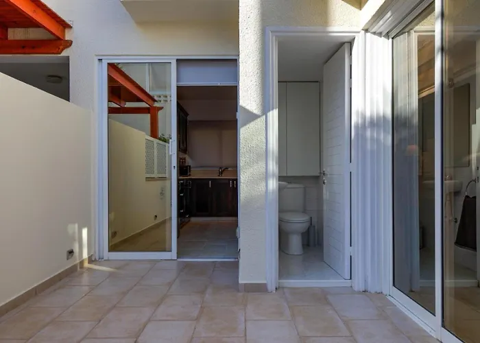 アパート Mycyprusstay-kasandra Luxury 2 Bedroom Townhouse パ フォス