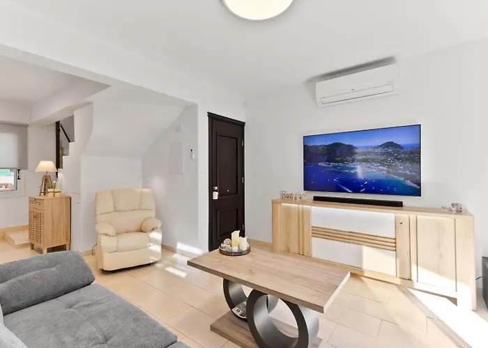 Mycyprusstay-kasandra Luxury 2 Bedroom Townhouse パ フォス