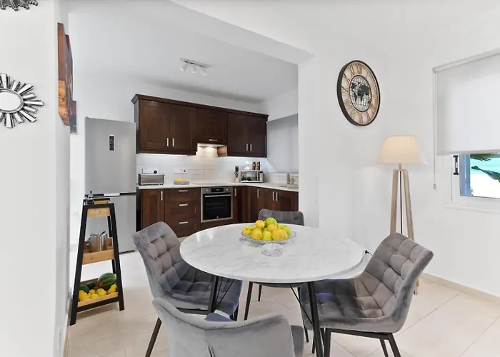 Lejlighed Mycyprusstay-kasandra Luxury 2 Bedroom Townhouse